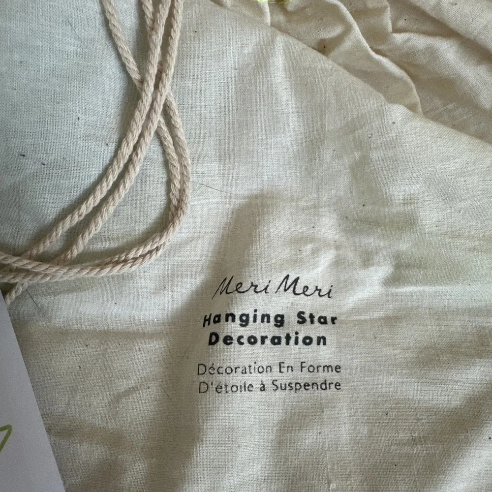 Meri Meri Wire And Wool Hanging Star Pom‎ Pom Boho Chic New With Cinch Bag